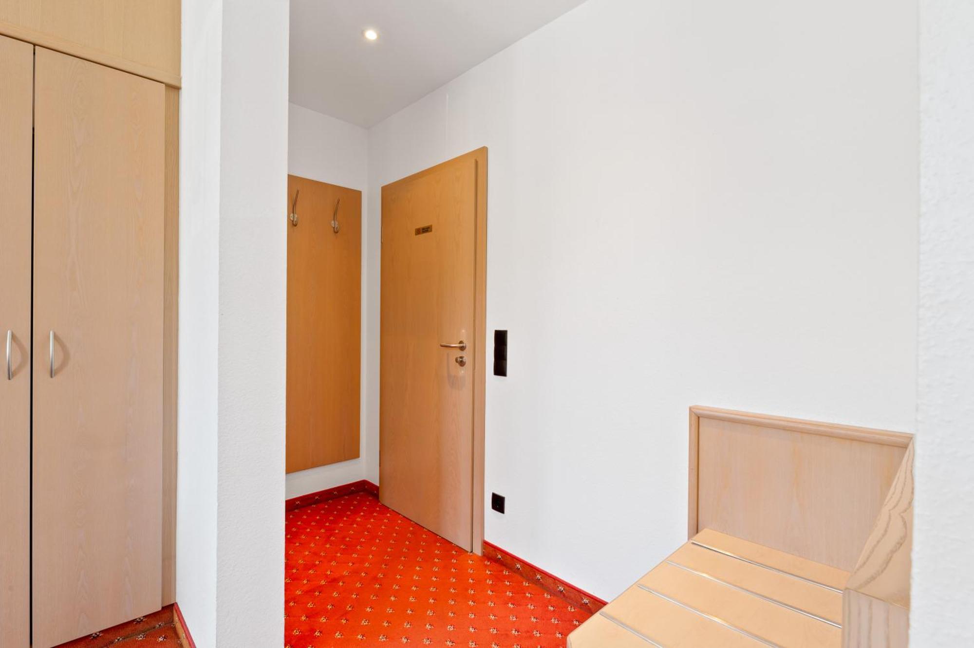 Steiners Hotel Airport-Messe Estugarda Exterior foto